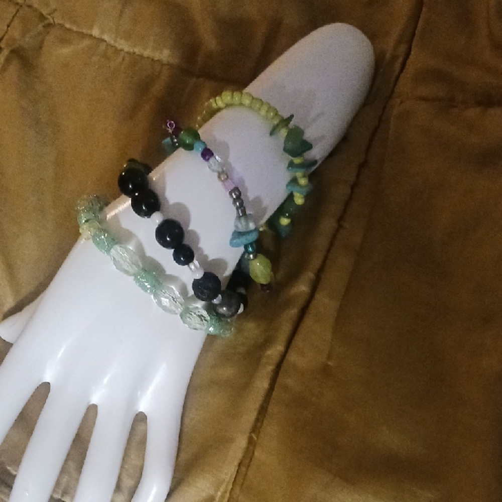 Elegant Multi-Color Beaded Bracelet Set